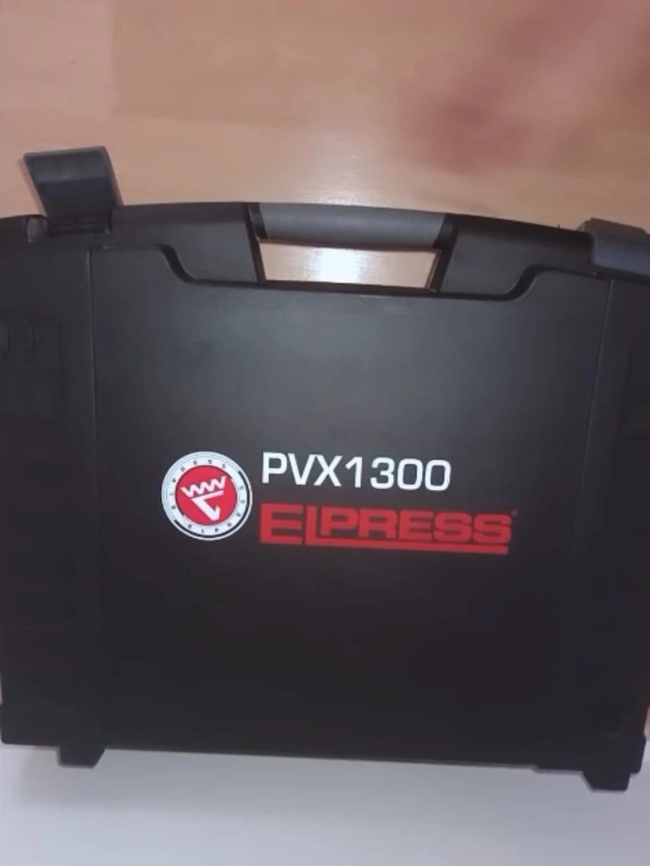 Makita Elpress PVX1300 Akülü Hidrolik Sıkma Pensesi ve Çantası 3 Makita 18V Batarya Uyumlu Elpress PVX1300 Akülü Hidrolik Sıkma Pensesi